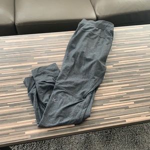 Lulu intent joggers